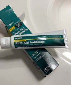 Amazon Basic Care First Aid Antibiotic Ointment, 2 Ounce 2 Ounce (Pack of 1) 17 61Q182FcxIL