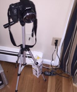 50 Inch Aluminum Camera Tripod for Canon, Nikon, Sony, Samsung, Olympus, Panasonic & Pentax + eCost Microfiber 42 61Q9qylGJNL