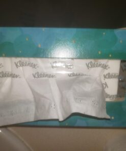 Kleenex Professional Facial Tissue for Business (21400), Flat Tissue Boxes, 36 Boxes / Case, 100 Tissues / Box, 3,600 Tissues / Case White 100 Count (Pack of 36) 42 61QjQV9zahL