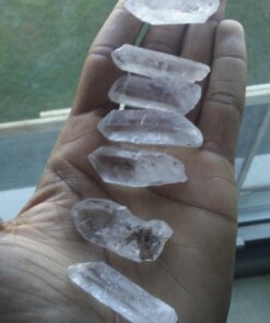 JIC Gem 1 Lb Natural Clear Quartz Crystals Points Bulk Stones and Crystals High Energy Raw White Quartz Crystals Healing Rough Stones Natural Quartz Cluster with Box 1LB 59 61R3YFrjxRL