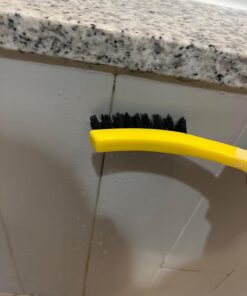 Rubbermaid Commercial Products Tile and Grout Brush, Black, Cleaning Scrubbing Brush, Multi-Surface for Grout, Bathrooms, Kitchens, Countertops, 8.5" 22 61RNzXxByAL