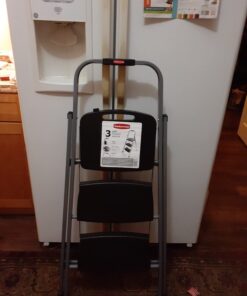 Rubbermaid RM-3W 3-Step Steel Step Ladder with Hand Grip, 200 lb Capacity, Silver 3-Step Stool 35 61RcX7oa 8L