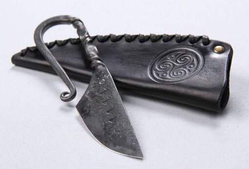 Toferner Medieval Celtic knife- black- Hand Forged Knife- Sports- Hand Made Genuine Leather Case- Hardened Blade - Vintage– Art Collection- Antiquity- Great Gift Idea