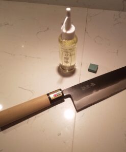 Yoshihiro 100% Pure Tsubaki Japanese Knife Maintenance Oil 3.4oz(100ml) with Complimentary Sabitori Rust Eraser and Microfiber Cloth 33 61Td8Jh7tKL