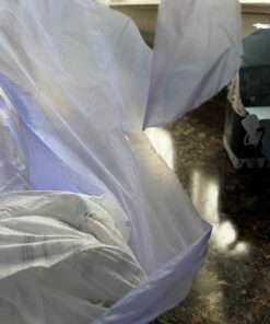 Ubbi Disposable Diaper Sacks, Lavender Scented, Easy-To-Tie Tabs, Diaper Disposal or Pet Waste Bags, 200 Count 35 61UuqdRPkTL