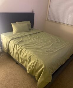 ZINUS 9 Inch Metal Smart Box Spring, Mattress Foundation, Strong Metal Frame, Easy Assembly, Queen Original 42 61V1xPsFbnL