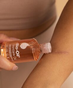 Bio-Oil Skincare Body Oil, Vitamin E Serum for Scars & Stretchmarks, Dermatologist Recommended, All Skin Types, 6.7 oz 6.7 Fl Oz (Pack of 1) 29 61VRoOU1oL