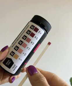 150 Ketone Test Strips with Free Keto Guide eBook & Free APP. Urine Test for Ketosis on Ketogenic & Low-Carb Diets. Extra-Long Strips. 38 61VX67z7sEL