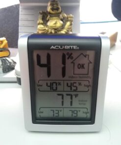 D'Addario Accessories Guitar Humidifier - Acoustic Guitar Soundhole Humidifier with Sponge - Non Drip - Suspends from Strings 19 61VXFBbhseL