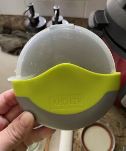 Kitchy Pizza Cutter Wheel with Protective Blade Cover, Ergonomic Pizza Slicer (Green) Green 29 61VeHhFxb2L
