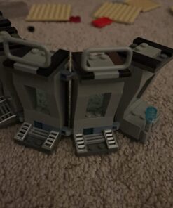 LEGO Marvel Avengers Iron Man Hall of Armor 76125 Building Kit, Tony Stark Iron Man Suit Action Figures (524 Pieces) Standard 34 61VnYTI xrL