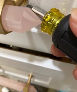 Klein Tools 32561 Multi-Bit Screwdriver / Nut Driver, 6-in-1 Stubby Screwdriver with 2 Phillips, 2 Slotted Bits, 2 Nut Drivers 41 61VoBgohHL