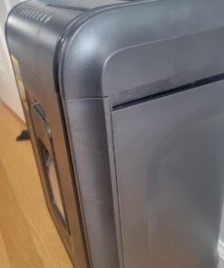 Amazon Basics 8 Sheet High Security Micro Cut Shredder with Pullout Basket, Black 33 61VtosMiUqL