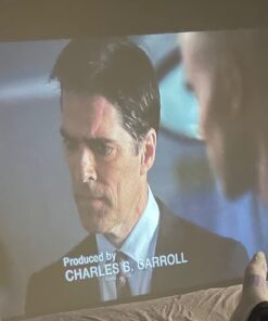 Mini Projector, VOPLLS 1080P Full HD Supported Video Projector, Portable Outdoor Home Theater Movie Projector, 50% Zoom, Compatible with HDMI, USB, AV, Smartphone/Tablet/Laptop/PC/TV Box A-Mini projector 42 61VxL5Yr2VL