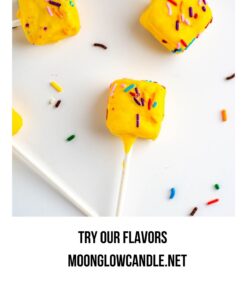 Wilton Bite-Size Brownie Squares Silicone Mold, 24-Cavity MINI Brown 37 61WK35JZseL