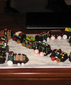 Nordic Ware Platinum Collection Train Pan Train Cakes 36 61WOE0TsvzL