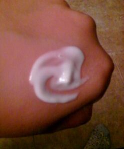 Green Heart Labs Butt Acne Clearing Lotion - Vegan & Cruelty-Free Treatment for Body, Back, Bum & Thigh - Clear Pimples, Bumps, Blackheads 4 Fl Oz (Pack of 1) 30 61WYHSa1bnL 1