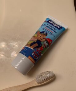 Orajel Kids Paw Patrol Fluoride-Free Training Toothpaste, Natural Fruity Fun Flavor, #1 Pediatrician Recommended , 1.5oz Tube 30 61WlSboTq2L