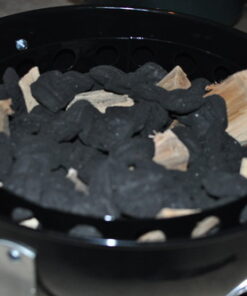 Weber 18-inch Smokey Mountain Cooker, Charcoal Smoker,Black 18" 69 61Wpl4UVdnL