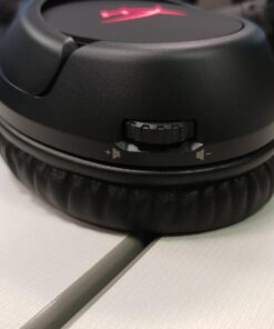 HyperX Cloud Flight - Wireless Gaming Headset, Long Lasting Battery up to 30 Hours, Detachable Noise Cancelling Microphone, Red LED Light, Comfortable Memory Foam, Works with PC, PS4 & PS5 Black, Red 55 61WzfF mV0L