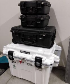 Pelican 50 Quart Elite Cooler White/Gray 23 61X7ydVnIkL