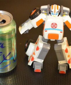 Transformers Playskool Heroes Transformers Rescue Bots Medix The Doc-Bot, Action Figure, Ages 3-7 (Amazon Exclusive) 22 61XfBy1q4sL