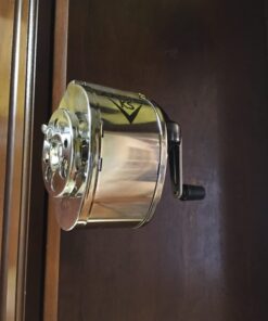 X-ACTO 1031 KS Manual Classroom Pencil Sharpener, Counter/Wall-Mount, Black/Nickel-plated 46 61Y5jg02coL