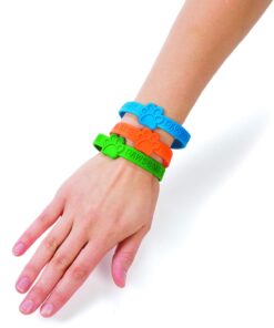 Fun Express Paw Print Rubber Bracelet - 24 Pieces - Educational And Learning Activities For Kids 15 61YKDwLwUL