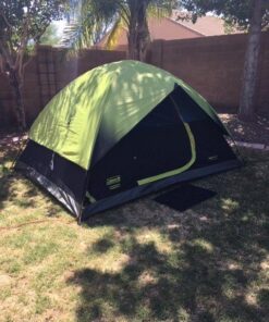Coleman Dark Room Sundome Camping Tent, 4/6 Person Tent Blocks 90% of Sunlight and Keeps Inside Cool, Lightweight Tent for Camping Includes Rainfly, Carry Bag, and Easy Setup 4 Person 47 61YRqQiKL