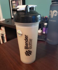 BlenderBottle Classic Shaker Bottle Perfect for Protein Shakes and Pre Workout, 28-Ounce, Clear/Black/White 29 61YiraMX GL