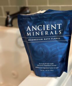 Ancient Minerals Magnesium Bath Flakes of Pure Genuine Zechstein Chloride - Resealable Magnesium Supplement Bag That Will Outperform Leading Epsom Salts (26.4 Ounce) 1.65 Pound (Pack of 1) 24 61YkIYjRC7L