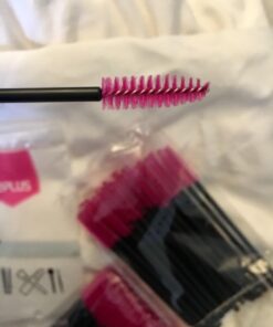 G2PLUS 100PCS Disposable Eyelash Brushes, Mascara Wands Applicator Makeup Kits, Eyelash Spoolies Brushes for Eyelash Extensions and Eyebrows (Rose) Rose 41 61YxepFgBAL