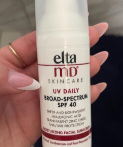 EltaMD UV Daily Face Sunscreen with Zinc Oxide, SPF 40 Facial Sunscreen, Helps Hydrate Skin and Decrease Wrinkles, Lightweight Face Moisturizer Sunscreen, Absorbs into Skin Quickly, 1.7 Oz Pump 36 61Z55pH9raL