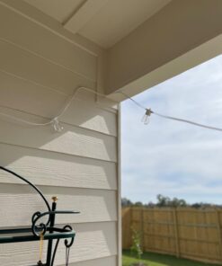 Command Outdoor Light Clips, Damage Free Hanging Light Clips with Adhesive Strips, Wall Clips for Hanging Outdoor Christmas Decorations, Lights and Cables, 20 Clear Clips and 24 Command Strips 20 Clips 37 61ZVGG lx9L