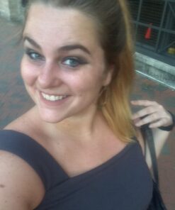 NYX PROFESSIONAL MAKEUP Soft Matte Lip Cream, Lightweight Liquid Lipstick - London (Mid-Tone Beige) 0.27 Fl Oz (Pack of 1) 43 61Zg6b1nqWL