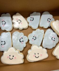 Cloud Cookie Cutter Sandwich Cutter, 3.75" by Ann Clark 30 61a0288Sp8L