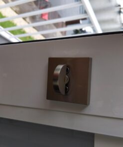 Kwikset Halifax Deadbolt Lock, Satin Nickel Square Exterior Keyed Front Entry Door, Pick Resistant SmartKey Rekey Security, Single Cylinder Dead Bolt, with Microban Protection 29 61aDEgb8oML