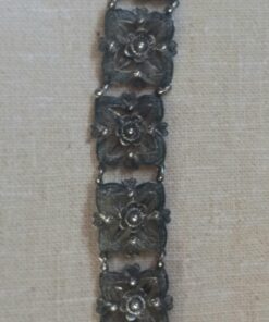 Goddard’s Silver Cleaner Dip – Silver Jewelry Cleaner Solution for Filigree Metalwork & Small Items – Professional Use Silver Tarnish Remover – Silverware Cleaning Supplies (10 oz) 44 61aJ2gBLMEL