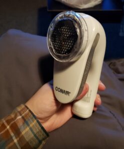 Conair Fabric Shaver and Lint Remover, Rechargeable Portable Fabric Shaver, White 58 61aiK9BIjiL