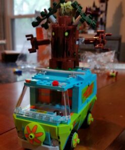 LEGO Scooby-Doo 75902 The Mystery Machine Building Kit 56 61atfH3QZL
