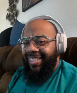 NEW Bose QuietComfort Wireless Noise Cancelling Headphones, Bluetooth Over Ear Headphones with Up To 24 Hours of Battery Life, White Smoke 38 61bQoFHPemL