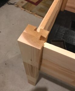 CedarCraft Self-Watering Elevated Cedar Planter (23" X 49" X 30") - Grow Fresh Vegetables, Herb Gardens, Flowers & Succulents. Raised Garden Bed for a Deck, Patio or Yard Gardening. No Tools Required. 23x49x30" 22 61cyZXZ0eBL