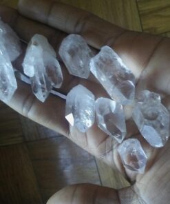 JIC Gem 1 Lb Natural Clear Quartz Crystals Points Bulk Stones and Crystals High Energy Raw White Quartz Crystals Healing Rough Stones Natural Quartz Cluster with Box 1LB 63 61czvyrqzL