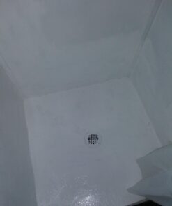 Flex Seal Liquid, 32 oz, White, Liquid Rubber Coating Sealant, Waterproof, Flexible, Breathable, and UV Resistant, Roof Repair, Basements, RV, Campers, Trailers, Marine, EPDM, Masonry 32-oz 39 61dIA4PyY8L