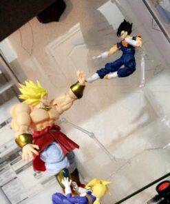 TAMASHII NATIONS Bandai Super Saiyan Trunks (Cell Saga Version) Dragon Ball Z Action Figure 68 61dah04V0VL