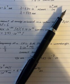 PILOT Metropolitan Collection Fountain Pen, Black Barrel, Classic Design, Fine Nib, Black Ink (91111) 15 61dm5jRdFpL