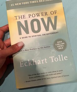 The Power of Now: A Guide to Spiritual Enlightenment 25 61dnfUITTL