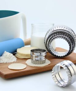 SurgeHai Fluted Cookie Cutters- Round Biscuit Cutters Set of 6 Pieces, Double Sided Fluted and Plain Edge Cookie Cutters, Stainless Steel 6 PCS - Fluted Round 17 61doAseu1L