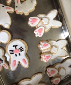 Judee’s Complete Meringue Powder Mix 11.4 oz - Great for Baking and Decorating - No Preservatives - Gluten-Free and Nut-Free - Make Meringue Cookies, Pies, Frosting, and Royal Icing 11.4 Ounce (Pack of 1) 29 61eHdM1tv2L