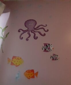 RoomMates RMK1851SCS Adventures Under The Sea Peel and Stick Wall Decals 43 61egn0AMN8L